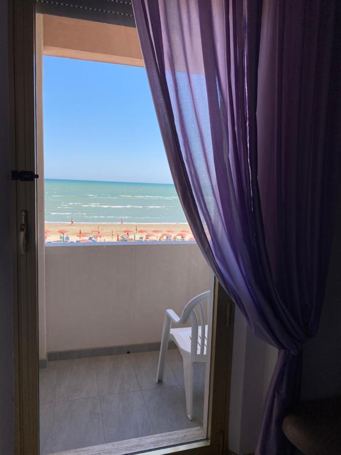 Gfh - Hotel Spiaggia D'Oro Marotta Eksteriør bilde